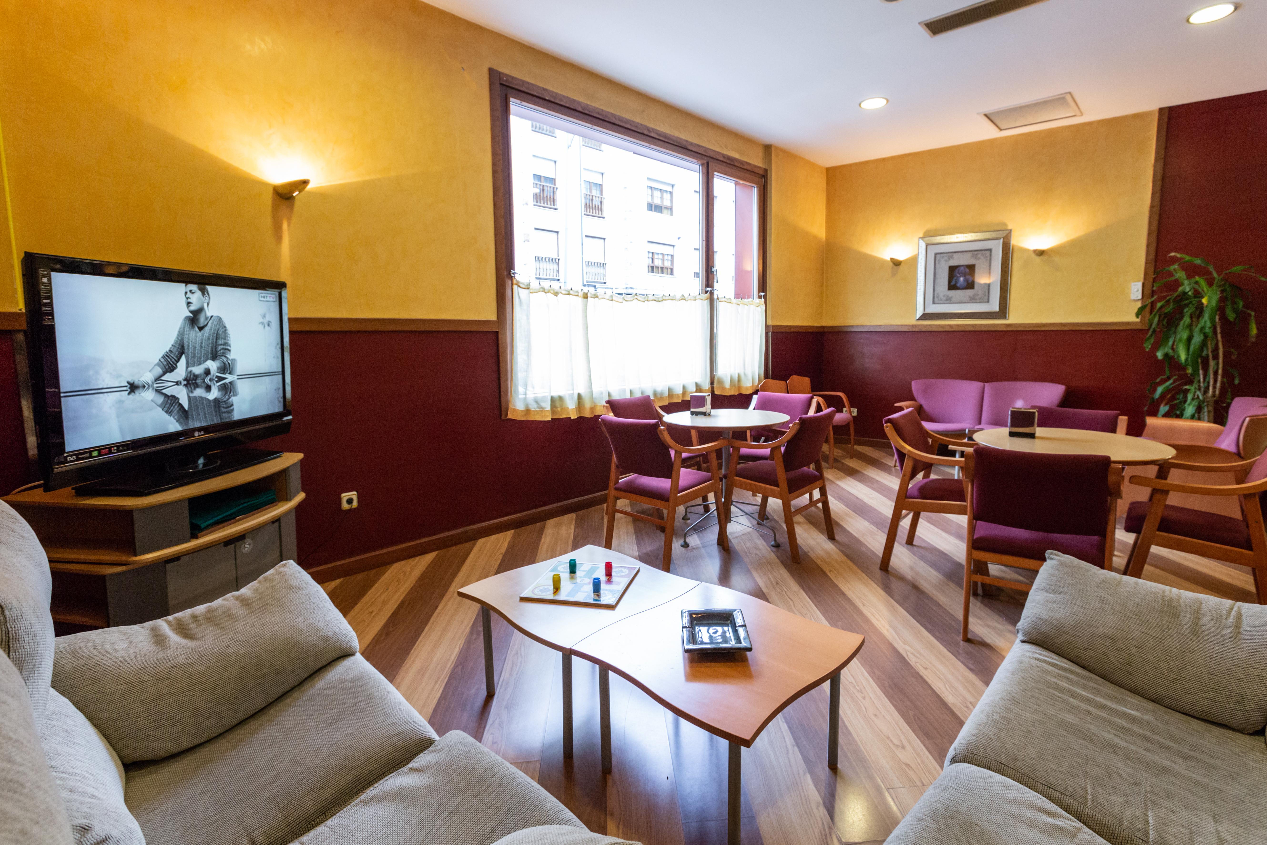 Hotel Ciudad Onís Dış mekan fotoğraf