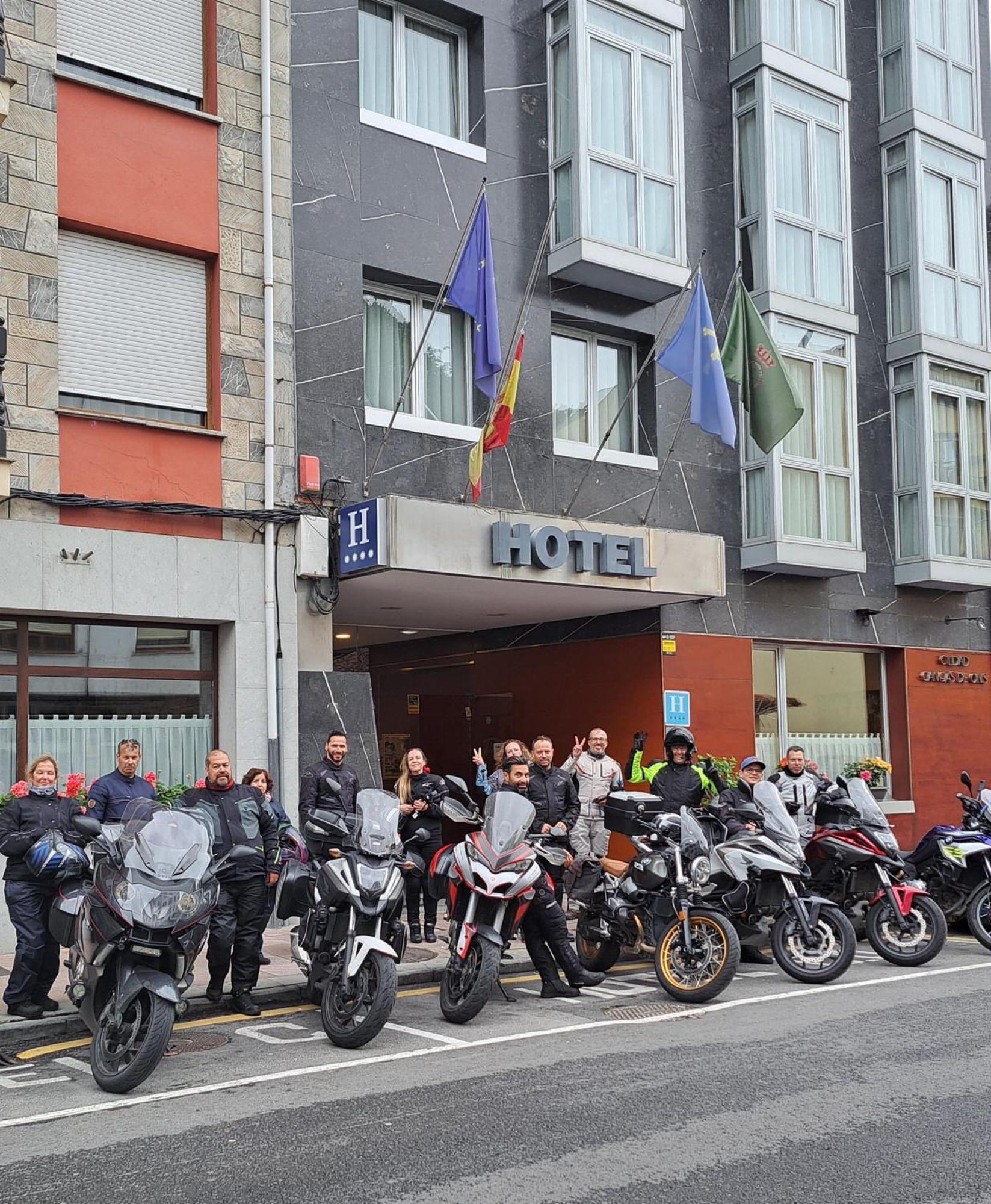 Hotel Ciudad Onís Dış mekan fotoğraf