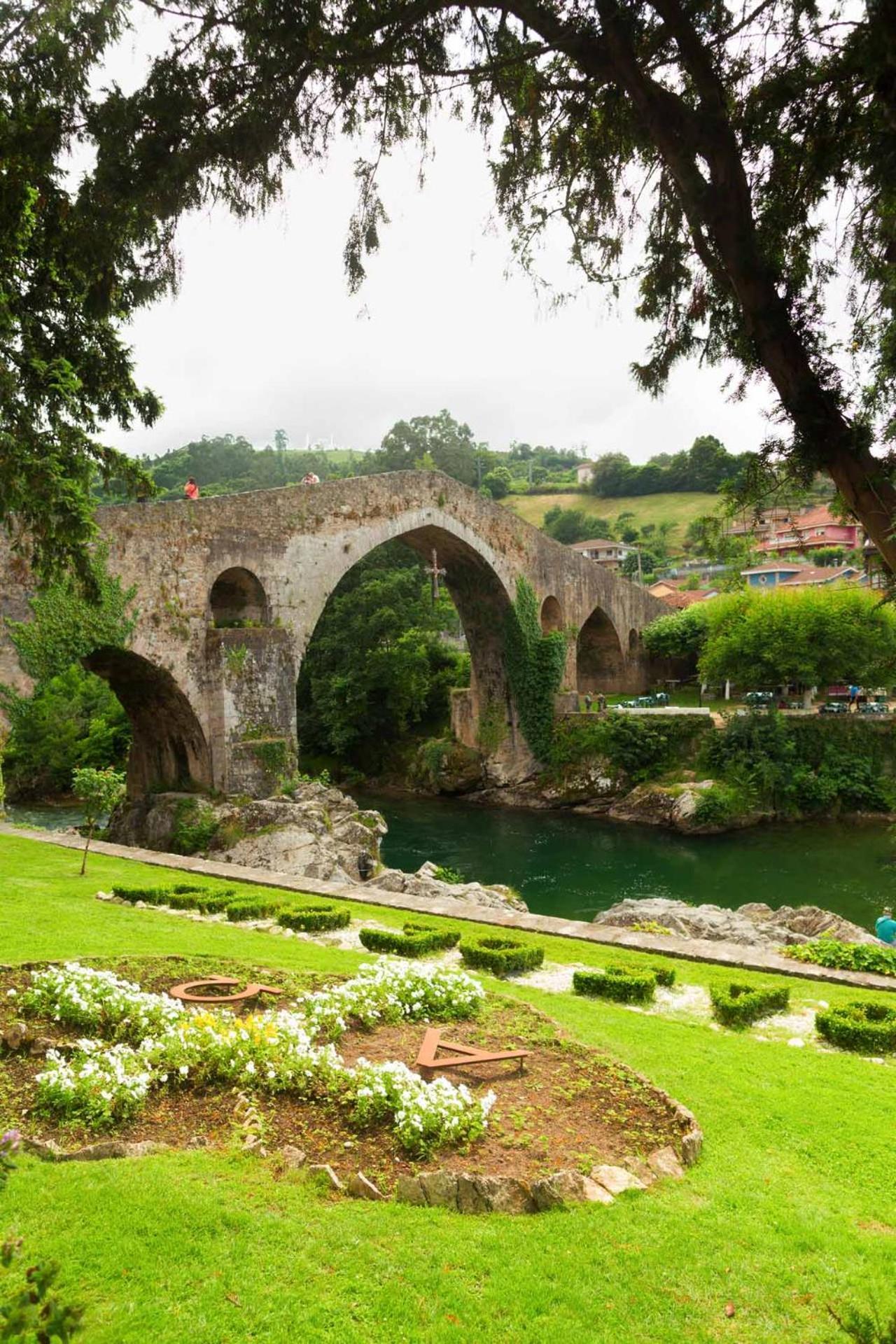 Hotel Ciudad Onís Dış mekan fotoğraf